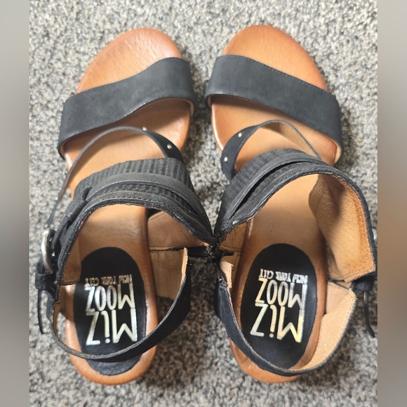 Miz Mooz Black Leather Farley Buckle Demi Wedge Sandal Womens Size 38 (US 7.5-8) - Picture 11 of 12